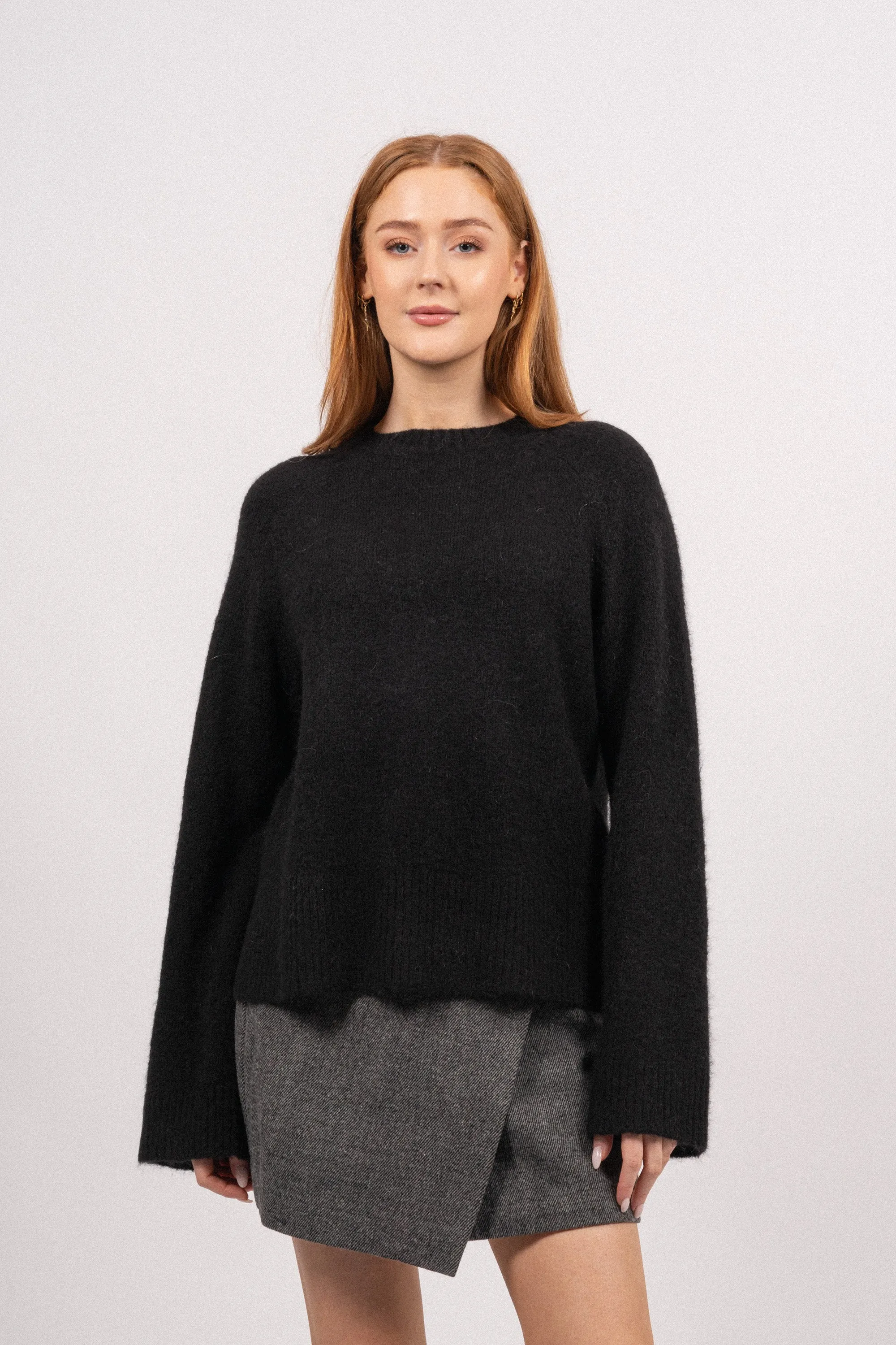 Ceara Hope Raglan Pullover - Black