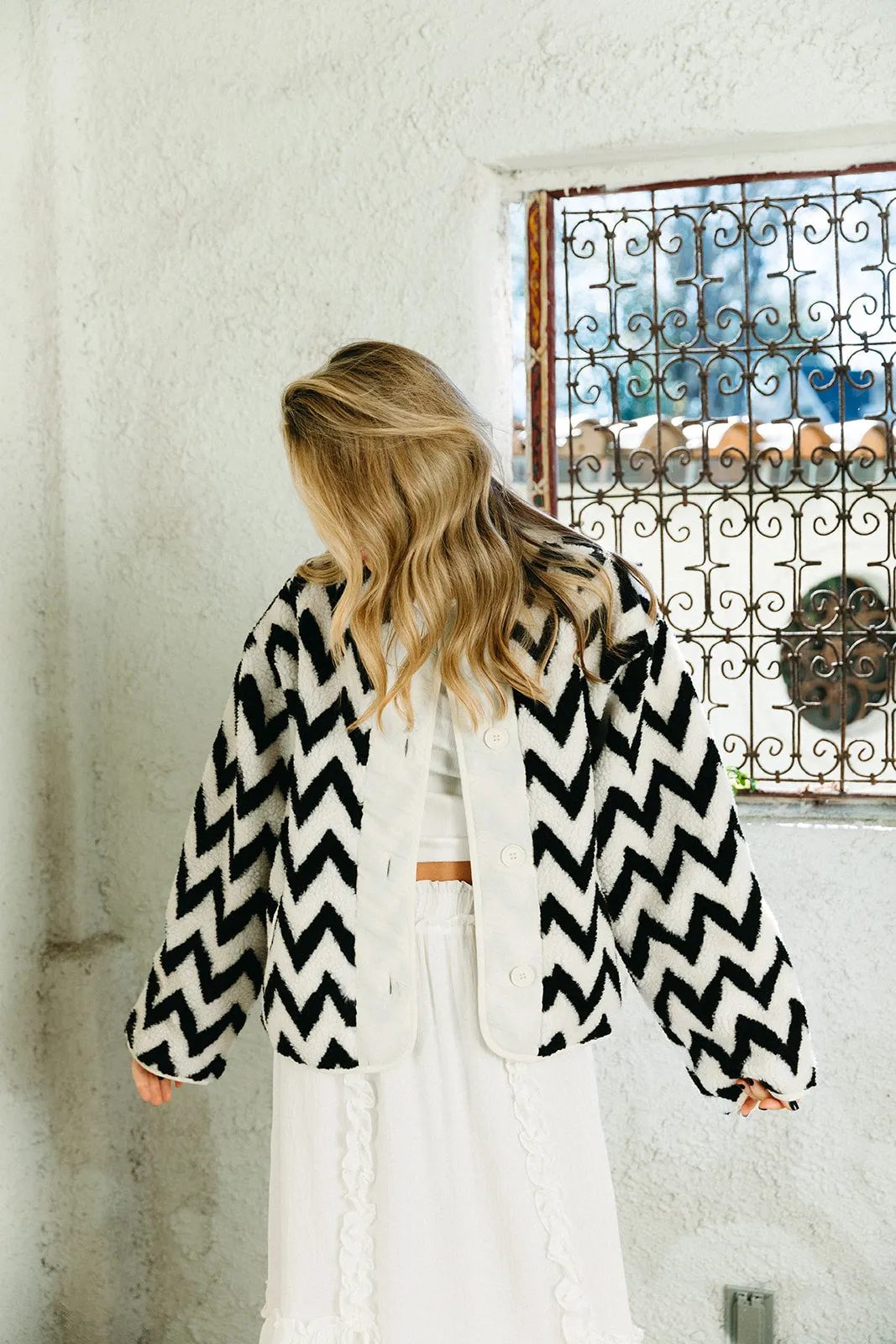 Chevron Sherpa Jacket - Ivory/Black