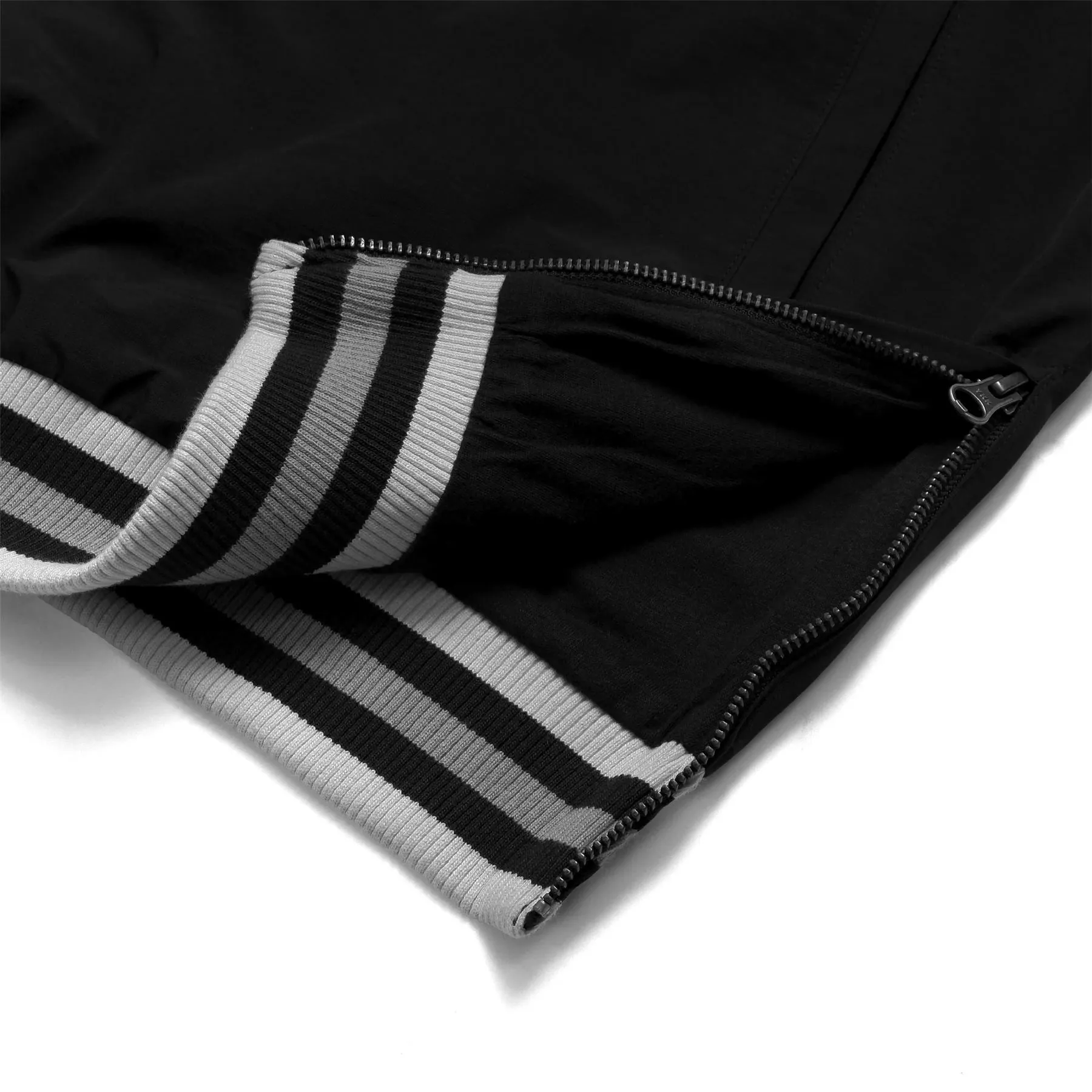 Varsity Nylon Pullover Black - AW22